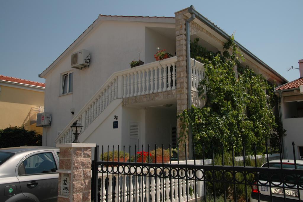 Apartments Anton Водице Екстериор снимка